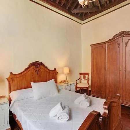 Holiday In San Crist Bal De La Laguna Holiday home *